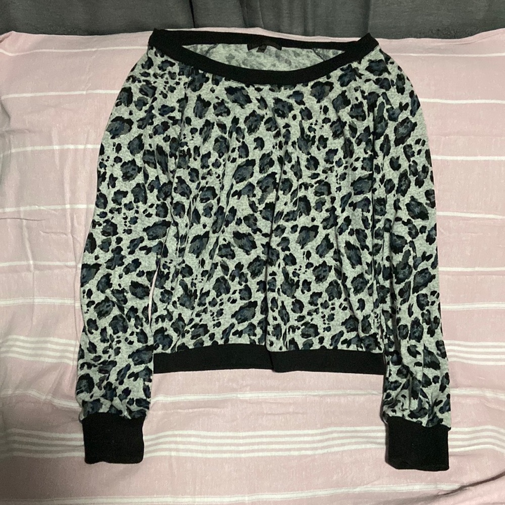 Lucca Couture Animal Print Sweater Size Medium